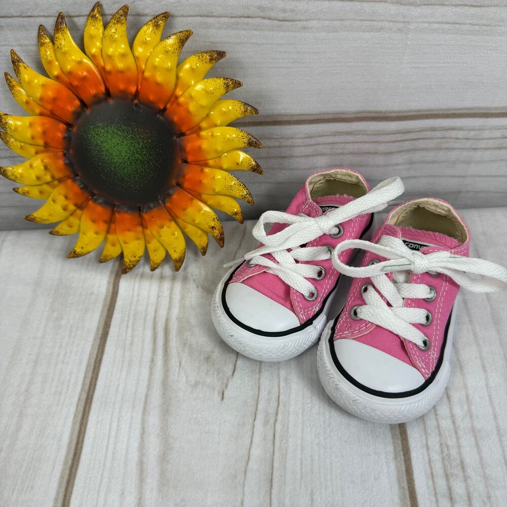 Converse All Star Pink Canvas Low Top Sneakers Toddler Kids Size 4
